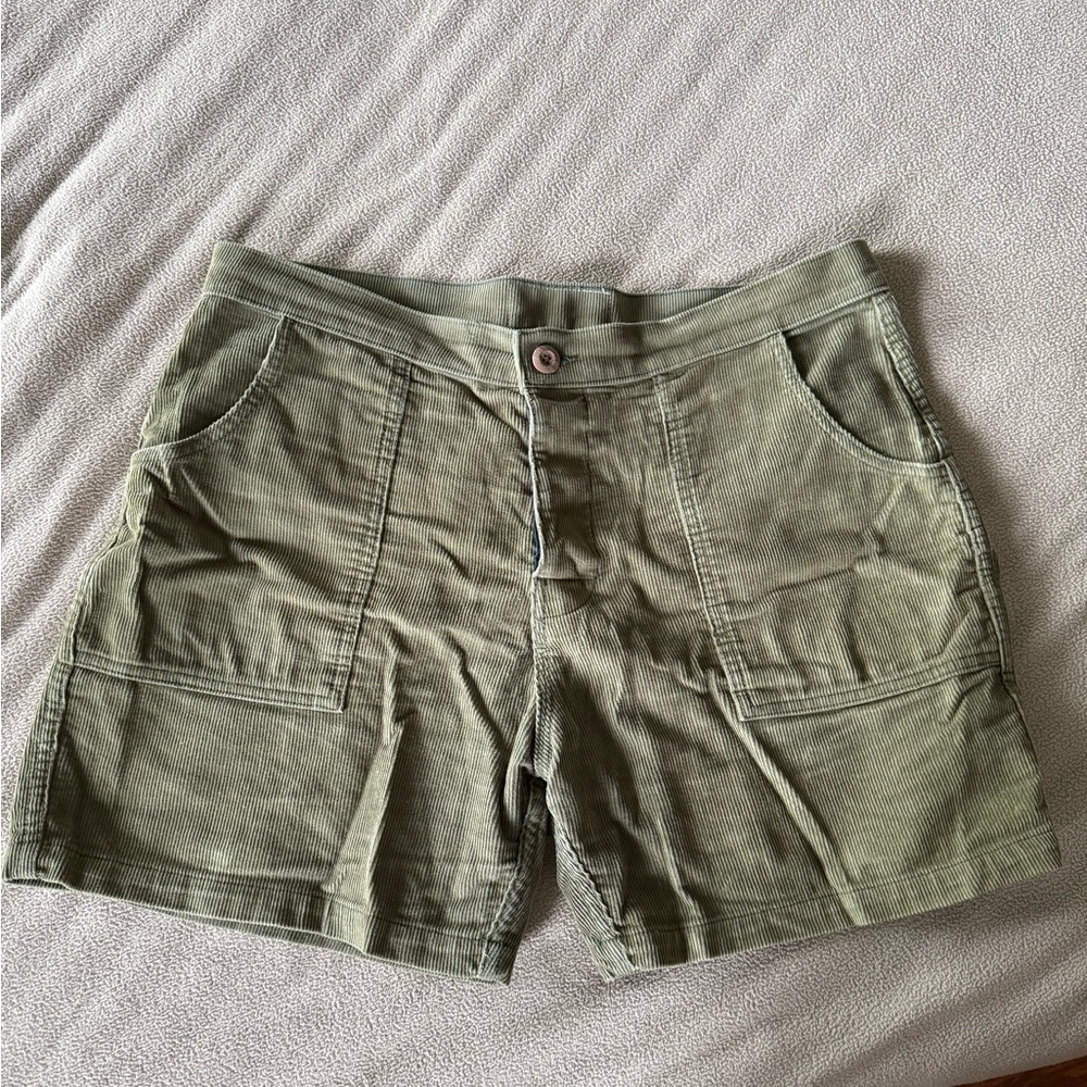 Birdwell Green Flat Front Shorts Durable Casual Wear